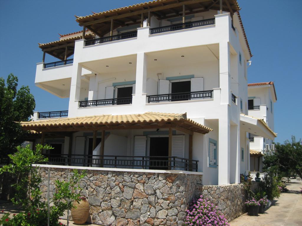 Maravelias House Hotel Archangelos  Bagian luar foto