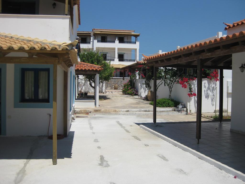 Maravelias House Hotel Archangelos  Bagian luar foto
